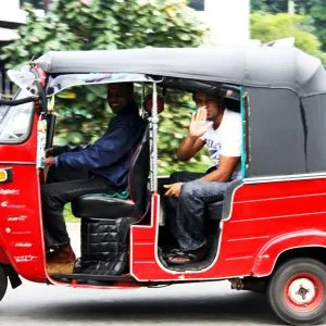 tuk tuk sri lanka